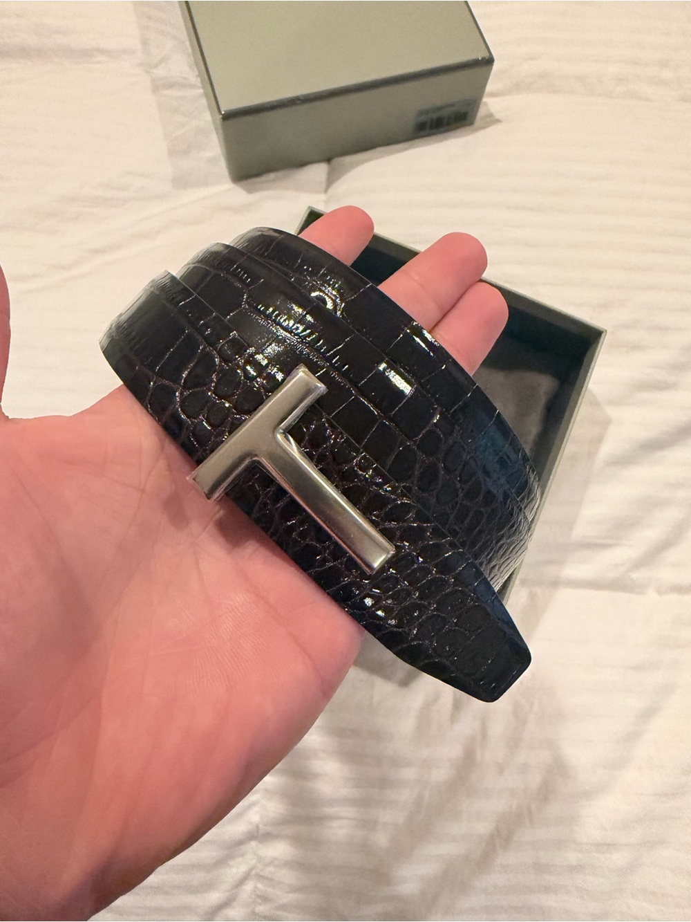 Reversible Tom Ford Black Croc-Embossed Men's Belt with Silver 'T’ Buckle 100 in